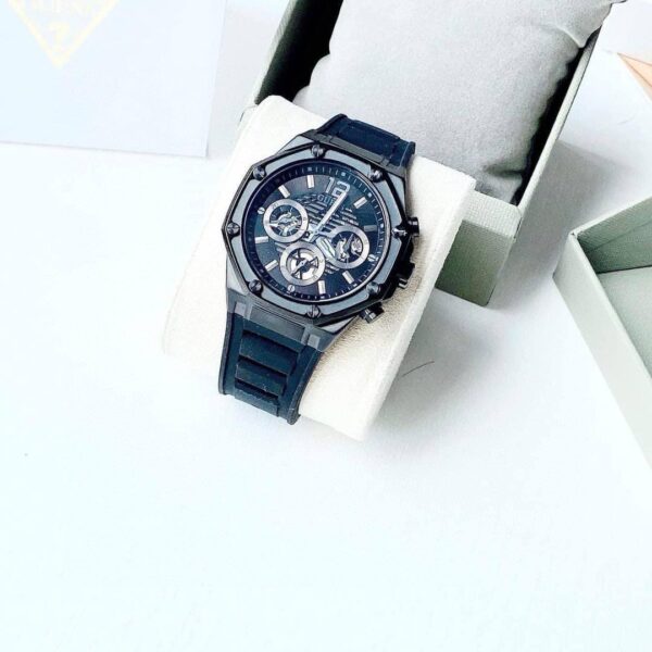 ⁦guess original⁩ - الصورة ⁦2⁩