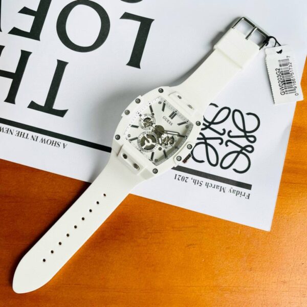 ⁦guess original⁩ - الصورة ⁦3⁩