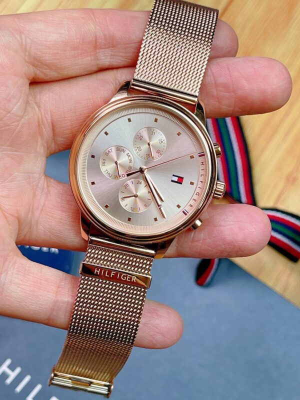 ⁦toomy hilfiger original⁩ - الصورة ⁦2⁩