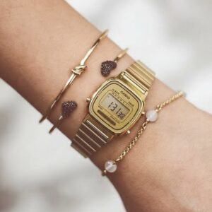 كاسيو رقمية + بوكس هديه